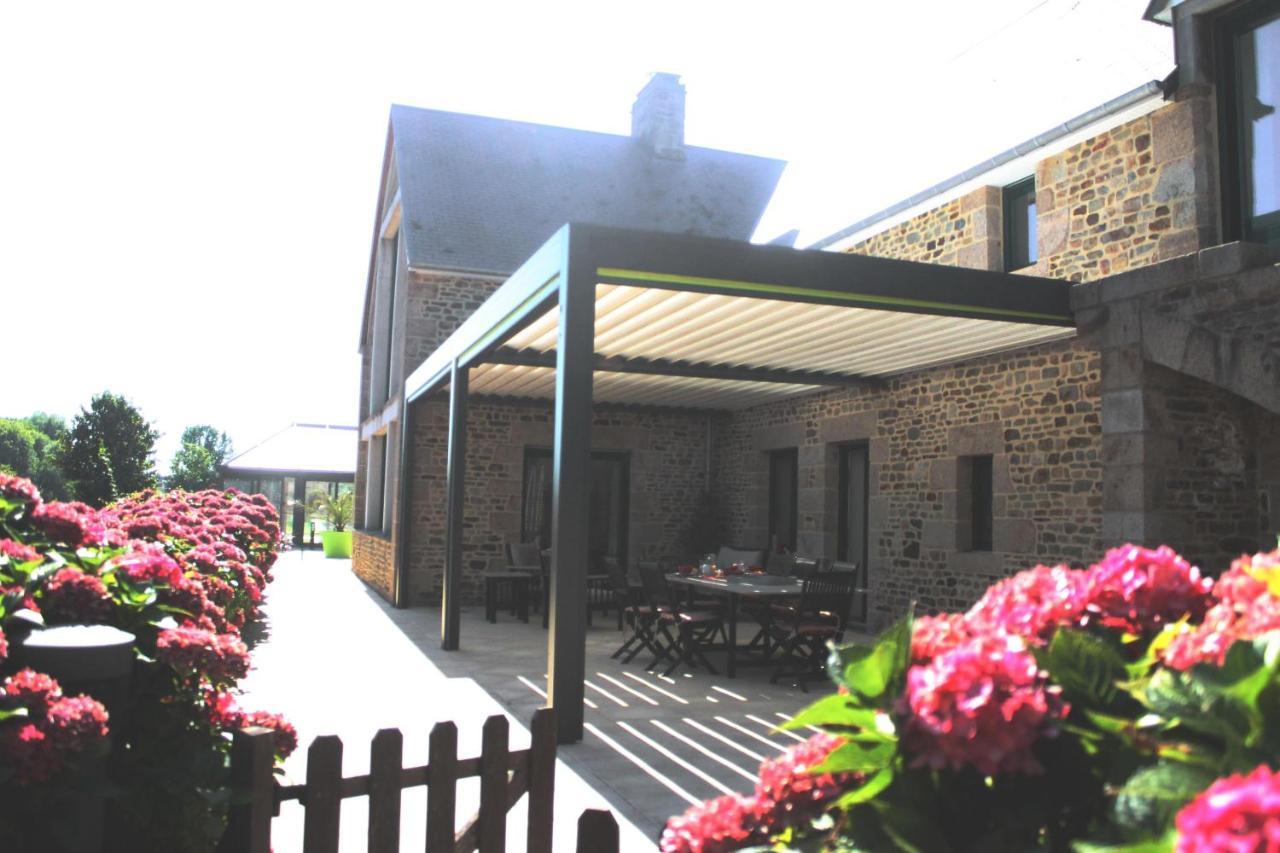 Domaine Du Jardin " Chambres D'Hotes " Saint-Jean-de-la-Haize Eksteriør billede